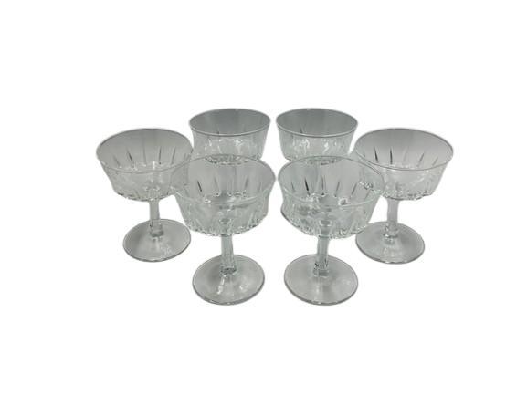 Coupes à champagne Luminarc (cristal taillé), Collections, Verres & Petits Verres, Comme neuf, Autres types, Enlèvement ou Envoi