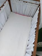 Nostalgisch, romantisch kinderwiegje op wieltjes., Kinderen en Baby's, Ophalen of Verzenden, Gebruikt