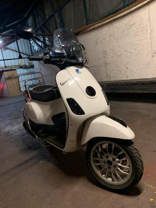 Vespa lx50 a klasse, Fietsen en Brommers, Scooters | Vespa, Zo goed als nieuw, Ophalen