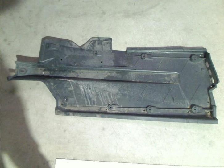 COUVERTURE DE PROTECTION Polo V (6R) (6q0825201b), Autos : Pièces & Accessoires, Autres pièces automobiles, Volkswagen, Utilisé