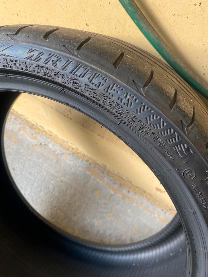 Auto banden 4 X Bridgestone potenza banden, Auto-onderdelen, Banden en Velgen, Band(en), 19 inch, Ophalen
