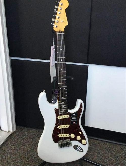 Fender Stratocaster Ultra, Muziek en Instrumenten, Snaarinstrumenten | Gitaren | Elektrisch, Zo goed als nieuw, Fender, Ophalen