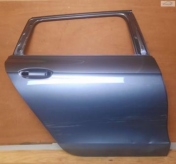 Portier deur rechtsachter VW Passat B9 v.a 2023 3J0831312A beschikbaar voor biedingen