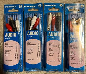 mannelijke en vrouwelijke audioplug, prijs: 7€/stuk beschikbaar voor biedingen