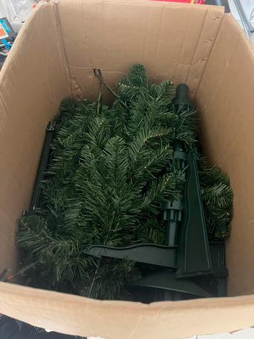 Kerstboom 1,6 -1,8 m beschikbaar voor biedingen