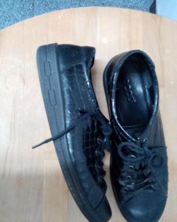 ECCO zwart veterschoenen schoenen lage hakken + borstel , 40 beschikbaar voor biedingen