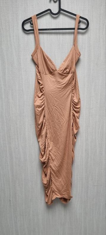 Beige jurk Asos Luxe 40, Maat 38/40 (M), Beige, Ophalen of Verzenden, Zo goed als nieuw