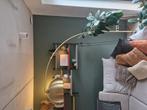 Booglamp messing met wit marmeren voet verstelbaar, Huis en Inrichting, Lampen | Vloerlampen, Ophalen, Zo goed als nieuw