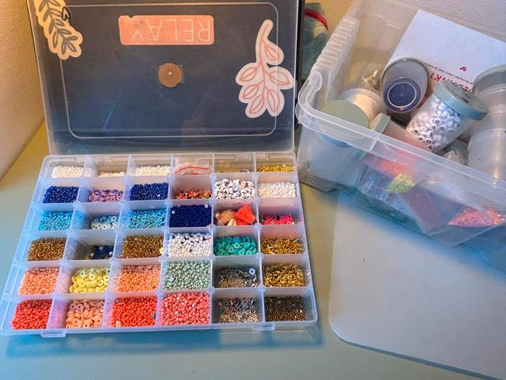 Set om zelf juwelen te maken, Hobby en Vrije tijd, Kralen en Sieraden maken, Zo goed als nieuw, Ophalen