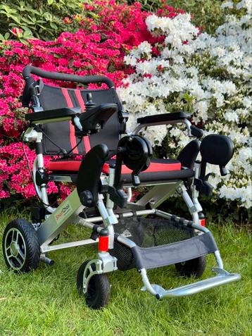 Plooibaar Smart chair electrische rolstoel invalide rolwagen, Diversen, Rolstoelen, Ophalen of Verzenden, Inklapbaar, Zo goed als nieuw