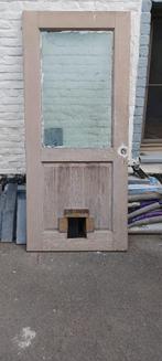 Houten buitendeur met opening kattenluik, Doe-het-zelf en Bouw, Ophalen, Gebruikt, 80 tot 100 cm, Minder dan 200 cm