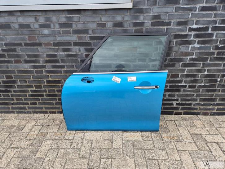 Mini F55 2013 - 2022 deur portier links voor blauw €350, Auto-onderdelen, Carrosserie, Deur, Mini, Voor, Links, Gebruikt, Ophalen of Verzenden