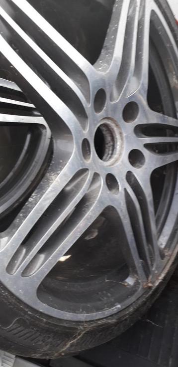 Licht gewicht Alu velgen porche turbo 1000 euro beschikbaar voor biedingen