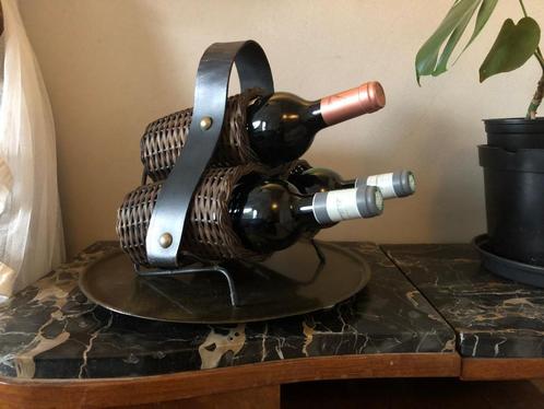 Vintage Rieten Wijnrekje, Huis en Inrichting, Woonaccessoires | Wijnrekken, Gebruikt, Minder dan 50 cm, Overige materialen, Minder dan 5 flessen