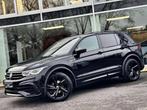 Volkswagen Tiguan FULL BLACK 1.5 TSI R-Line / CARPLAY / CAM, Automaat, USB, 4 cilinders, Alcantara