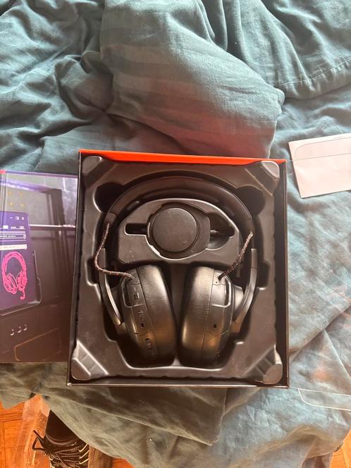 Jbl quantum one hoofdtelefoon met orginele doos, Computers en Software, Headsets, Gebruikt, Bedraad, Ophalen of Verzenden