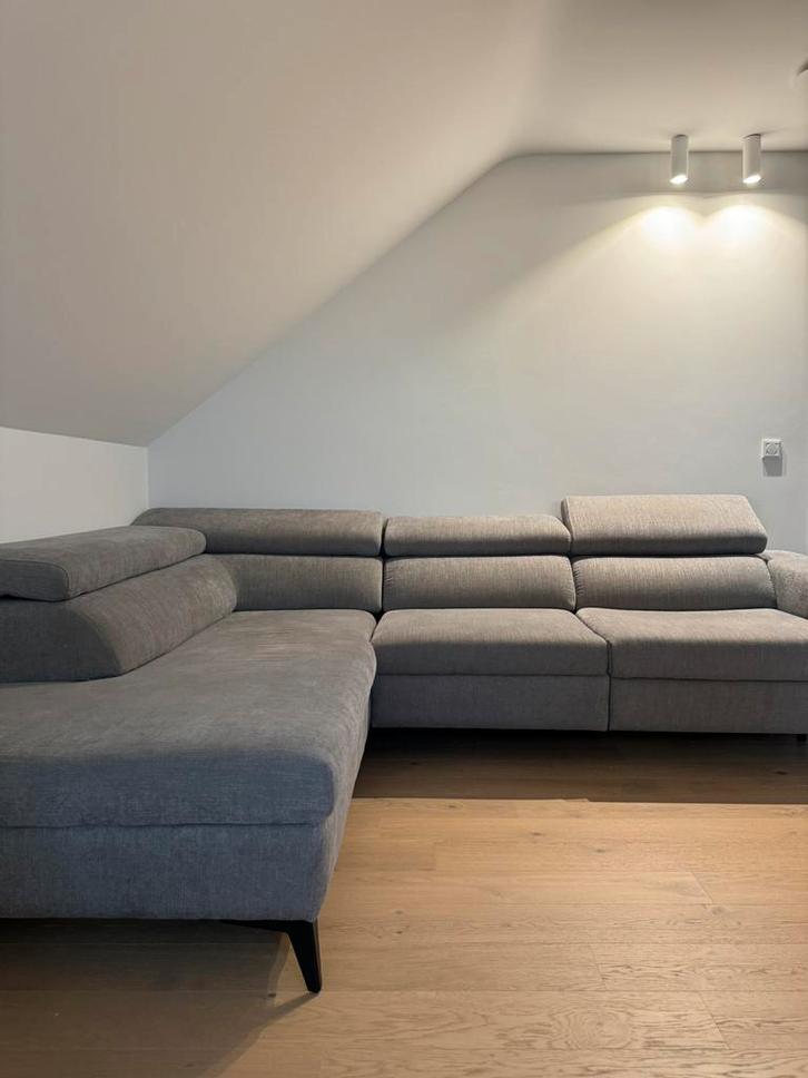 Moderne L-vormige Hoekzetel – Minimalistisch & Comfortabel, Huis en Inrichting, Zetels | Complete zithoeken, Zo goed als nieuw