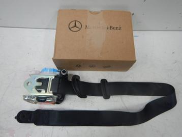 Mercedes-Benz A-klasse W176 Gordel Rechts-voor A176860285 beschikbaar voor biedingen