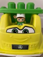 Mega Bloks vrachtwagen met figuur en blokken, Ophalen, Zo goed als nieuw