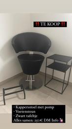 Chaise de coiffure avec pompe à pied + repose-pieds + table, Maison & Meubles, Enlèvement