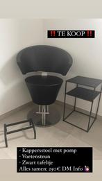 Kappersstoel met voetpomp + voetsteun + tafeltje, Ophalen