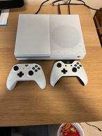 Xbox one S 1 Tb, Met 2 controllers, Xbox One, Zo goed als nieuw, 1 TB