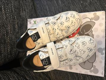 Sneakers Geox beschikbaar voor biedingen