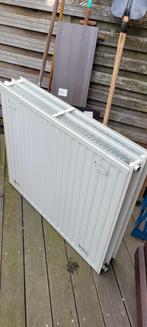 The radiator works perfectly, Doe-het-zelf en Bouw, Verwarming en Radiatoren, Gebruikt, Ophalen