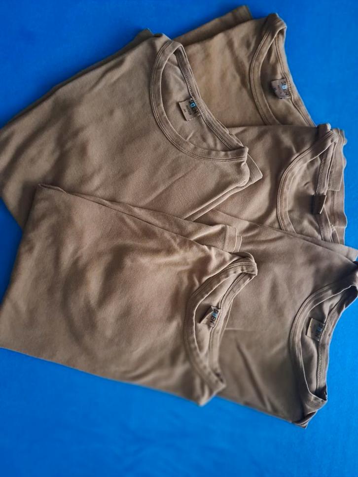 T-shirts Belgische defensie, Verzamelen, Militaria | Algemeen, Ophalen of Verzenden