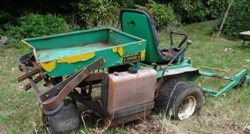 TRACTEUR TONDEUSE WALKER pour pièces ou restaurer beschikbaar voor biedingen