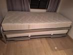 Metalen bed + matrassen, Huis en Inrichting, Slaapkamer | Bedden, Ophalen of Verzenden, Gebruikt, Grijs, Metaal