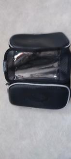 Pochette vélo Gsm, Enlèvement