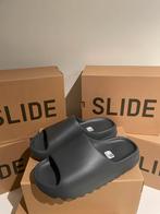 Yeezy slide slate grey, Ophalen of Verzenden, Nieuw