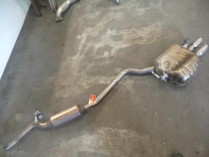 Echappement silencieux arrière + central d'un Audi A4 (A4 0, Autos : Pièces & Accessoires, Systèmes d'échappement, Utilisé, 3 mois de garantie