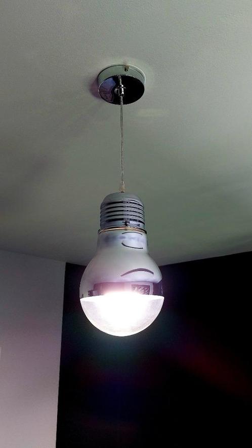 💡 Zilveren designlampophanging - onberispelijke staat, Huis en Inrichting, Lampen | Hanglampen, Zo goed als nieuw, 50 tot 75 cm