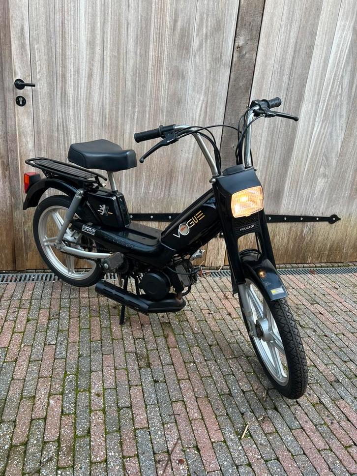 Peugeot vogue 103 B-klasse, Fietsen en Brommers, Brommers | Peugeot, Zo goed als nieuw, Overige modellen, Klasse B (45 km/u), Ophalen