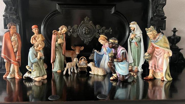 Goebel porceleinen kerstgroep hx 306 23 cm hoog 13 delig, Antiek en Kunst, Antiek | Porselein, Ophalen of Verzenden