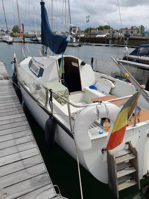 Prachtige Dufour 24 (moet weg), Watersport en Boten, Motorboten en Motorjachten, Zo goed als nieuw, Buitenboordmotor, Ophalen