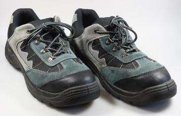 Veiligheidsschoenen laag model met stalen tip maat 46, nieuw beschikbaar voor biedingen