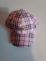 Originele Burberry pet in heel goede kwaliteit  maat 58, Kleding | Dames, Hoeden en Petten, Ophalen of Verzenden, Zo goed als nieuw