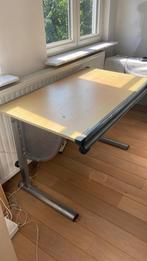 Gratis bureau/ tekentafel, Huis en Inrichting, Ophalen, In hoogte verstelbaar, Gebruikt, Bureau