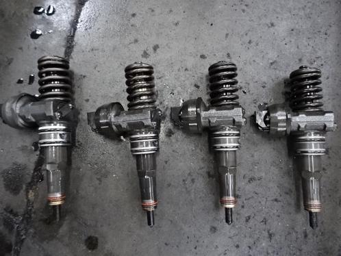 INJECTOR BRANDSTOF Volkswagen Passat (3C2) (038130073AG), Auto-onderdelen, Brandstofsystemen, Volkswagen, Gebruikt