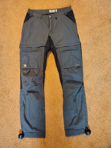 Mooie Fjällräven wandelbroek maat 40 beschikbaar voor biedingen