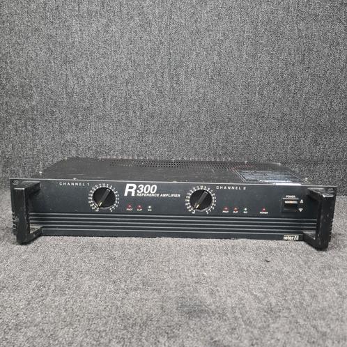 INTERM  R300   300 watt versterker, Audio, Tv en Foto, Luidsprekerboxen, Ophalen of Verzenden