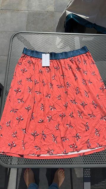 Jupe été de grossesse taille 42/44 beschikbaar voor biedingen
