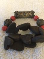 Vintage armband van hartvomige teracotta stenen, Antiquités & Art, Antiquités | Céramique & Poterie, Enlèvement ou Envoi