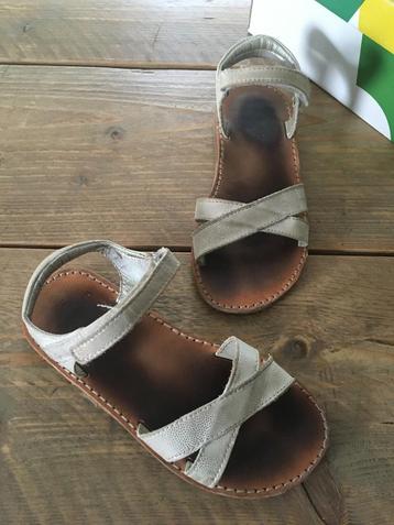 sandaaltjes met velcro maat 32 beschikbaar voor biedingen