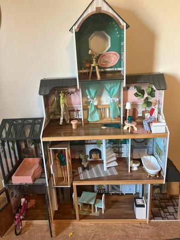 Poppenhuis barbiehuis hout kidkraft beschikbaar voor biedingen