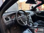 Volvo V60 2.4 D6 AWD Plug-In Hybrid Summum | Schuif/Kantelda, Auto's, Volvo, Automaat, 48 g/km, Zwart, Break