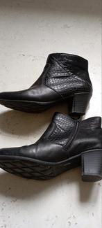 Damesbotten kort, Rieker, maat 39, zwart, Ophalen, Zo goed als nieuw, Zwart